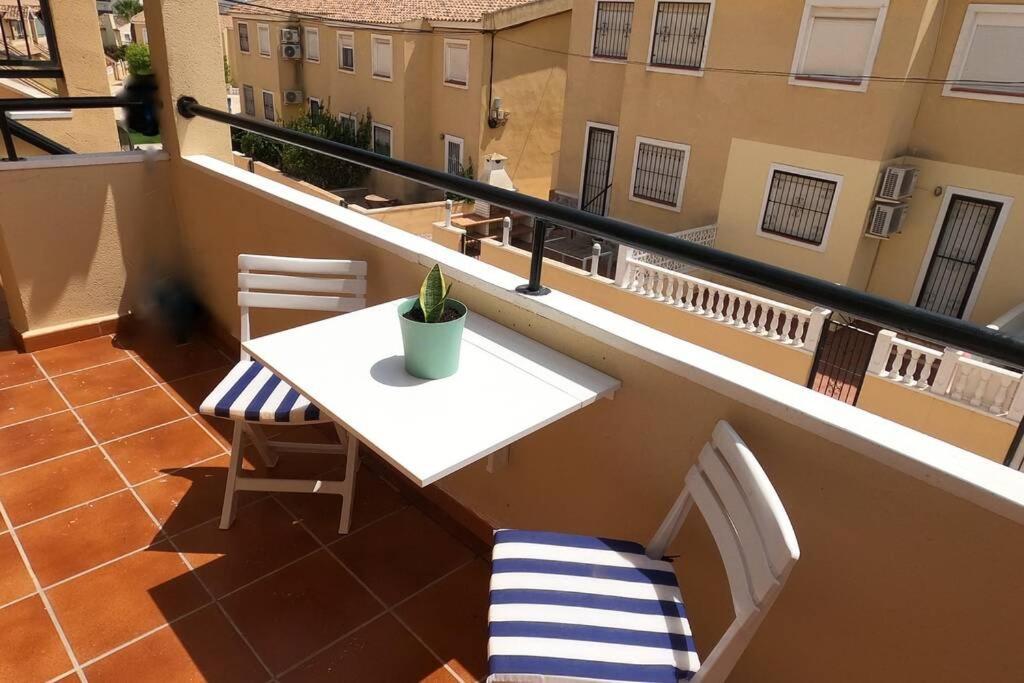 Close To Beaches & Golf Courses - With Pool & Bbq 알리칸테 외부 사진